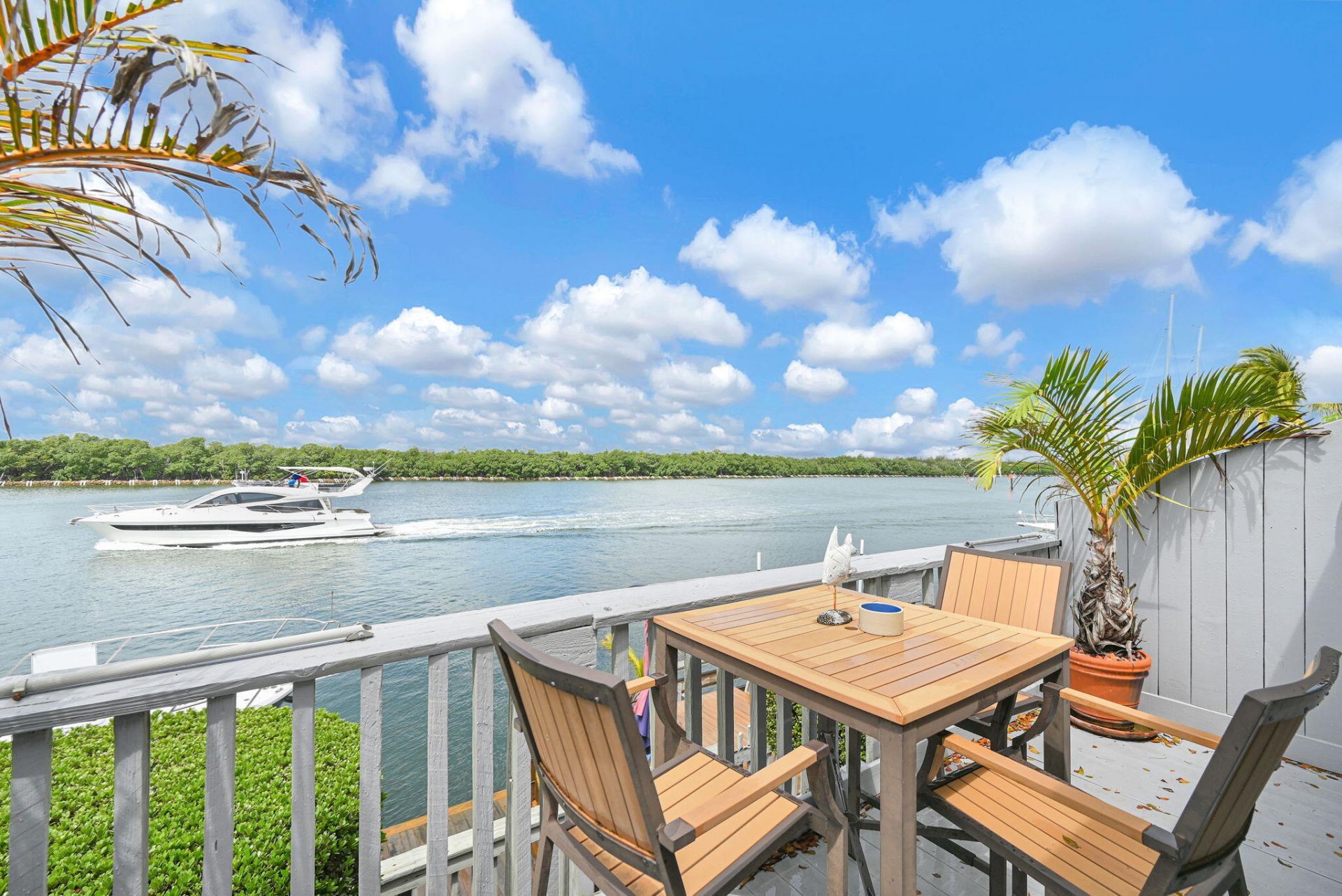 1800 N Ocean Drive, Unit 204, Hollywood, FL 33019 Photo