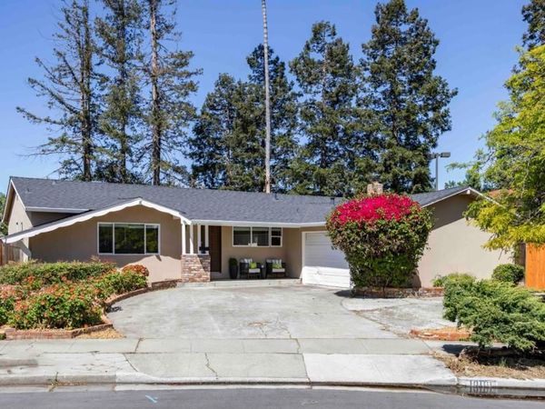 10101 Richwood Drive, Cupertino, CA 95014