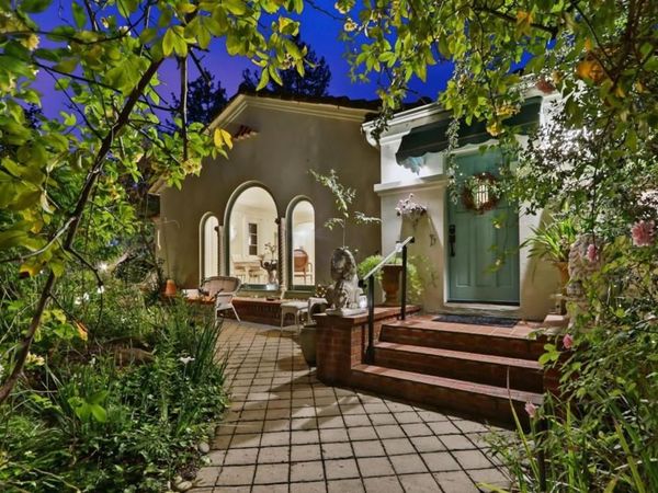 18211 Saratoga Los Gatos Road, Monte Sereno, CA 95030