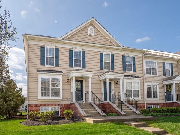 6353 Needletail Road , Unit 24, Columbus, OH 43230