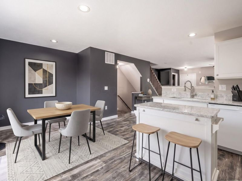 6353 Needletail Road, Unit 24, Columbus, OH 43230 Photo 13