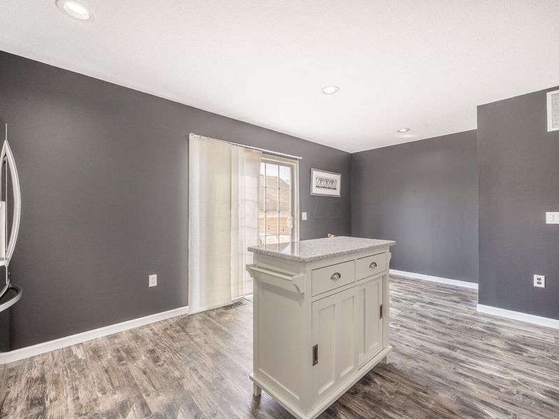 6353 Needletail Road , Unit 24, Columbus, OH 43230 Photo 14