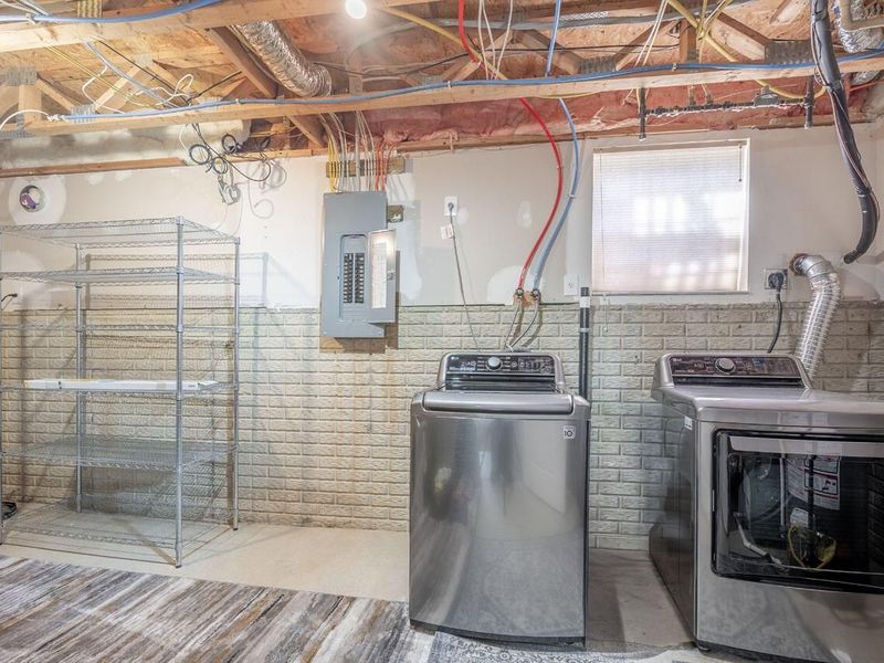 6353 Needletail Road, Unit 24, Columbus, OH 43230 Photo 33