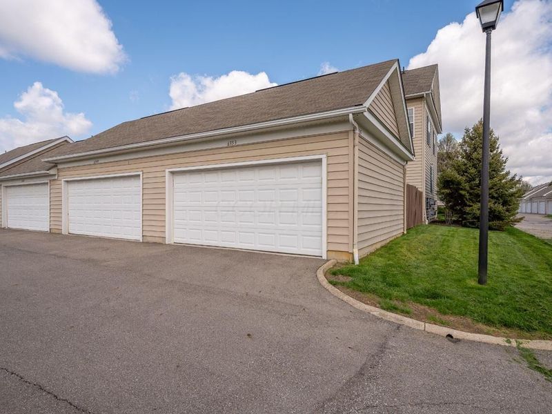 6353 Needletail Road, Unit 24, Columbus, OH 43230 Photo 36