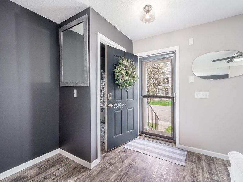 6353 Needletail Road , Unit 24, Columbus, OH 43230 Photo 4