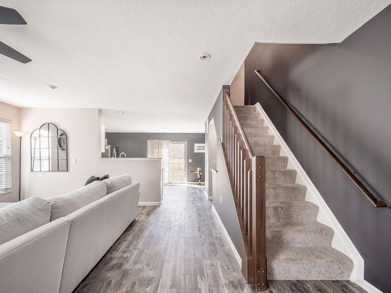 6353 Needletail Road, Unit 24, Columbus, OH 43230 Photo 8