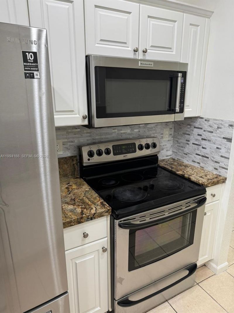 650 NW 170th Ter, Unit 650, Pembroke Pines, FL 33028 Photo