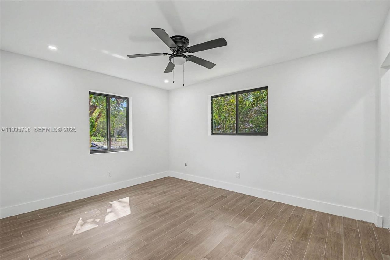 17050 SW 83rd Ave , Palmetto Bay, FL 33157 Photo