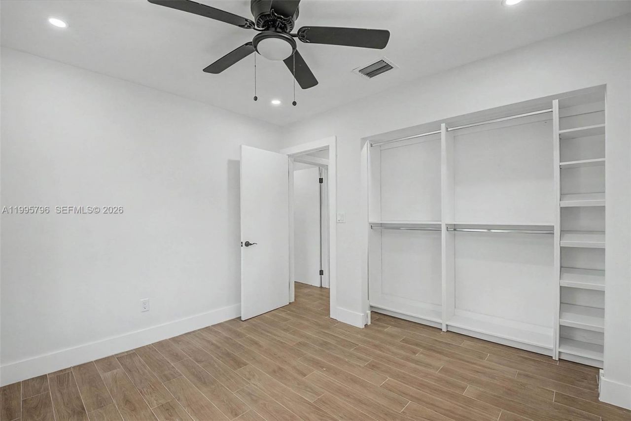 17050 SW 83rd Ave , Palmetto Bay, FL 33157 Photo