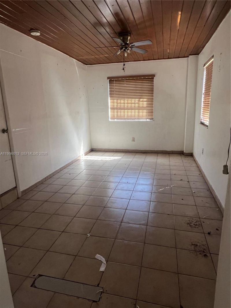 341 Aladdin St, Opa Locka, FL 33054 Photo