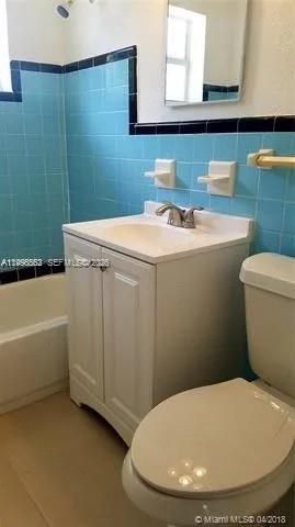 1218 NW 15th St, Fort Lauderdale, FL 33311 Photo