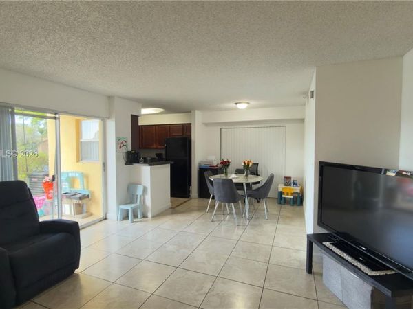 7610 Westwood Dr , Unit 109, Tamarac, FL 33321