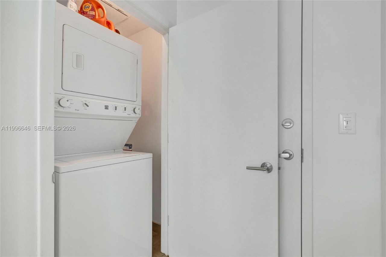 6515 Collins Ave , Unit 804, Miami Beach, FL 33141 Photo