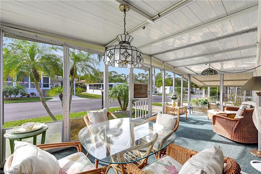 114 Enchanting Blvd, Naples, FL 34112 Photo