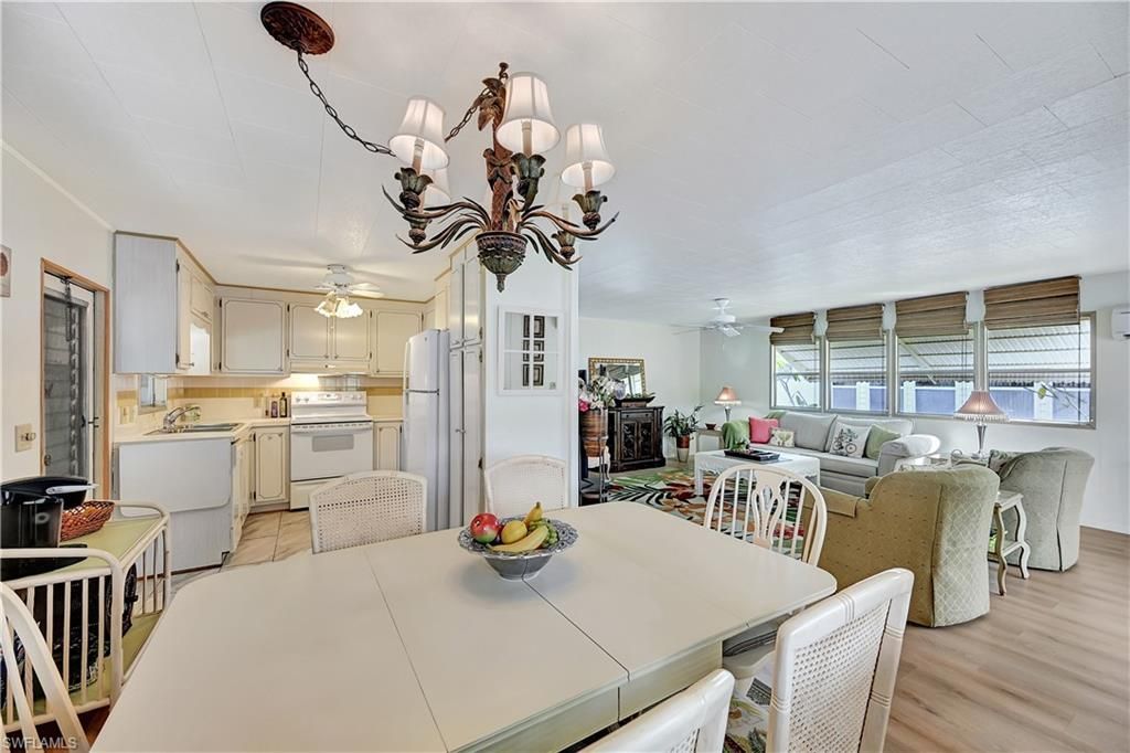 114 Enchanting Blvd, Naples, FL 34112 Photo