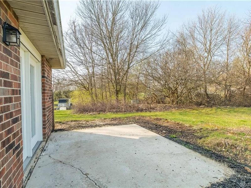 8397 Bennett Drive, Piqua, OH 45356 Photo 21