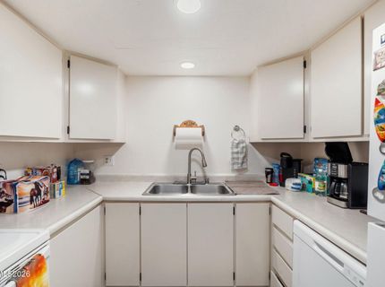 111 Vista Rafael Parkway, Reno, NV 89503 Photo