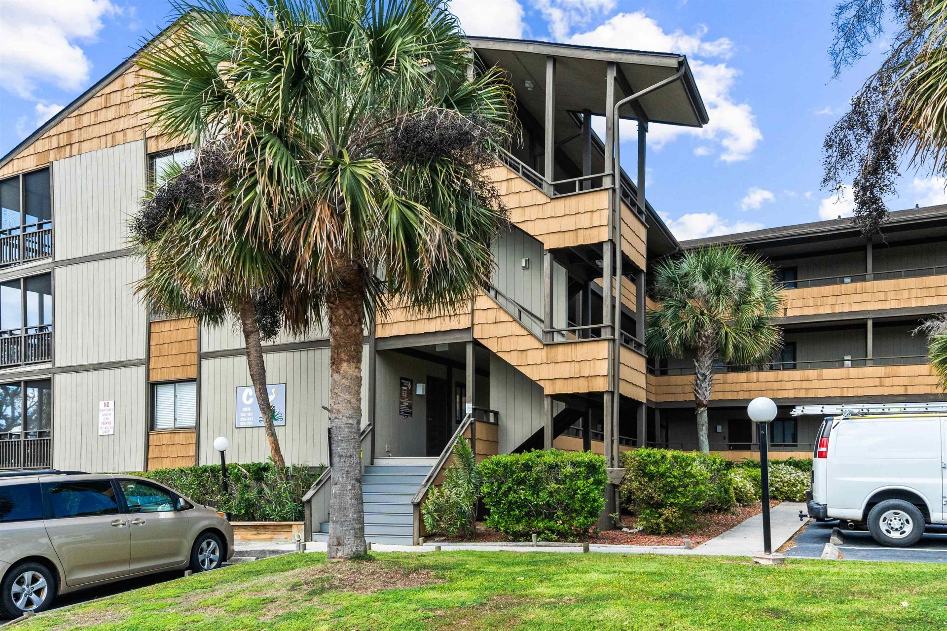 9501 Shore Dr.  Photo 32