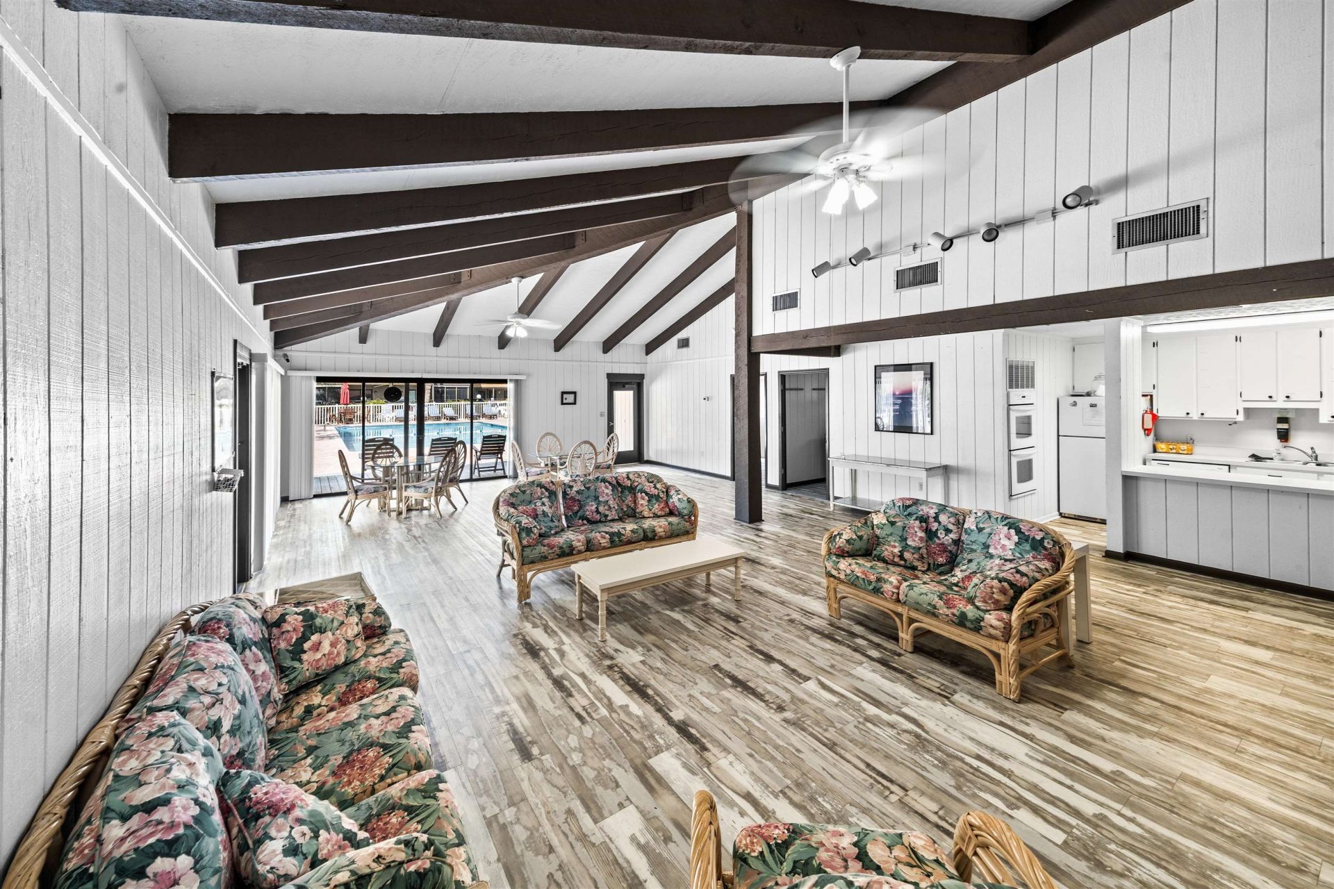 9501 Shore Dr.  Photo 42