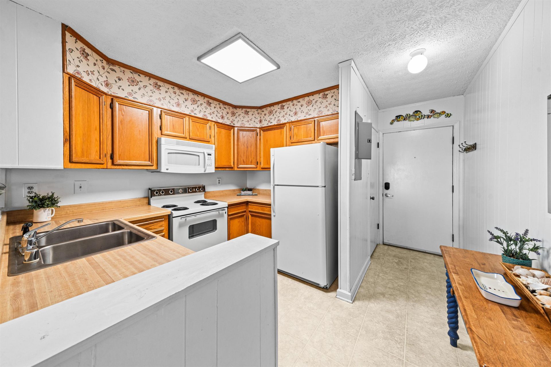 9501 Shore Dr.  Photo 9