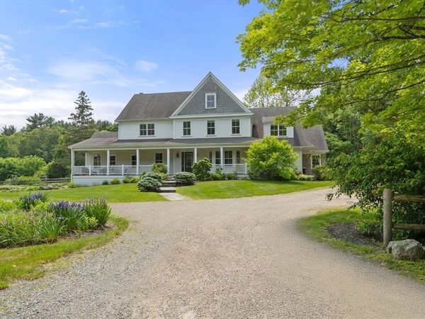 2 Snow Street, Sherborn, MA 01770