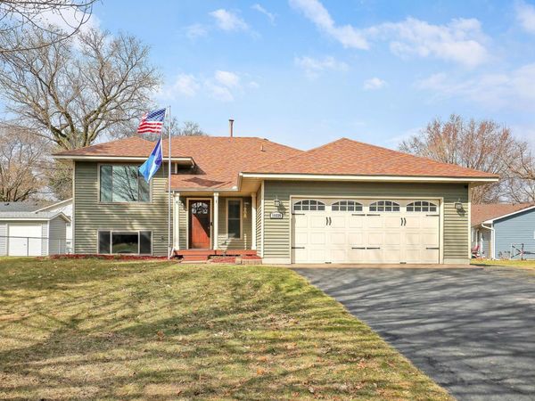 14030 Fountain Avenue N, Hugo, MN 55038