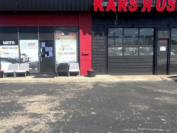 8230 N Telegraph Road, Dearborn Heights, MI 48127