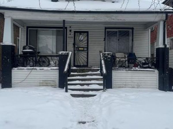 7545 Holmes Street, Detroit, MI 48210