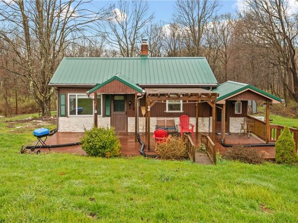 356 Stewarton Rd, Mill Run, PA 15464