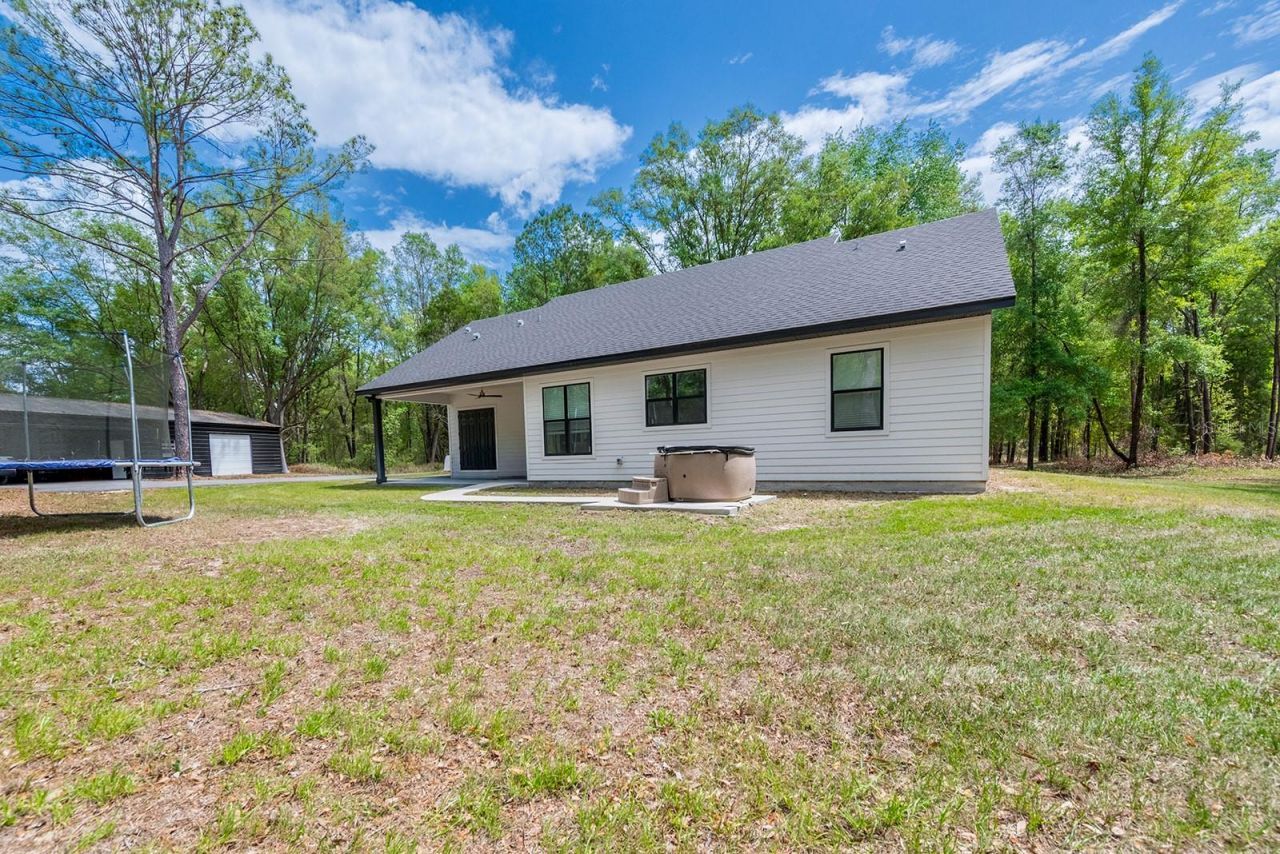 456 SW Bradenton Way, Fort White, FL 32038 Photo