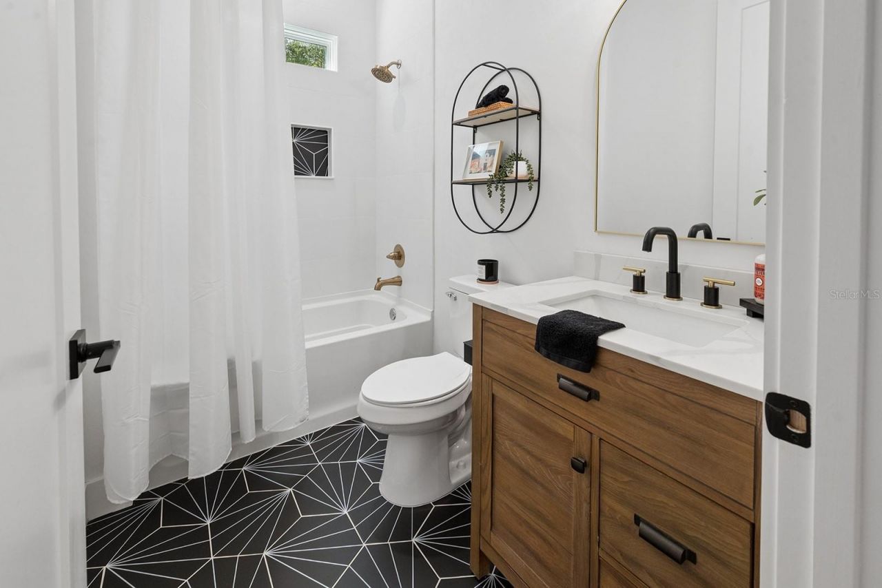 456 SW Bradenton Way, Fort White, FL 32038 Photo