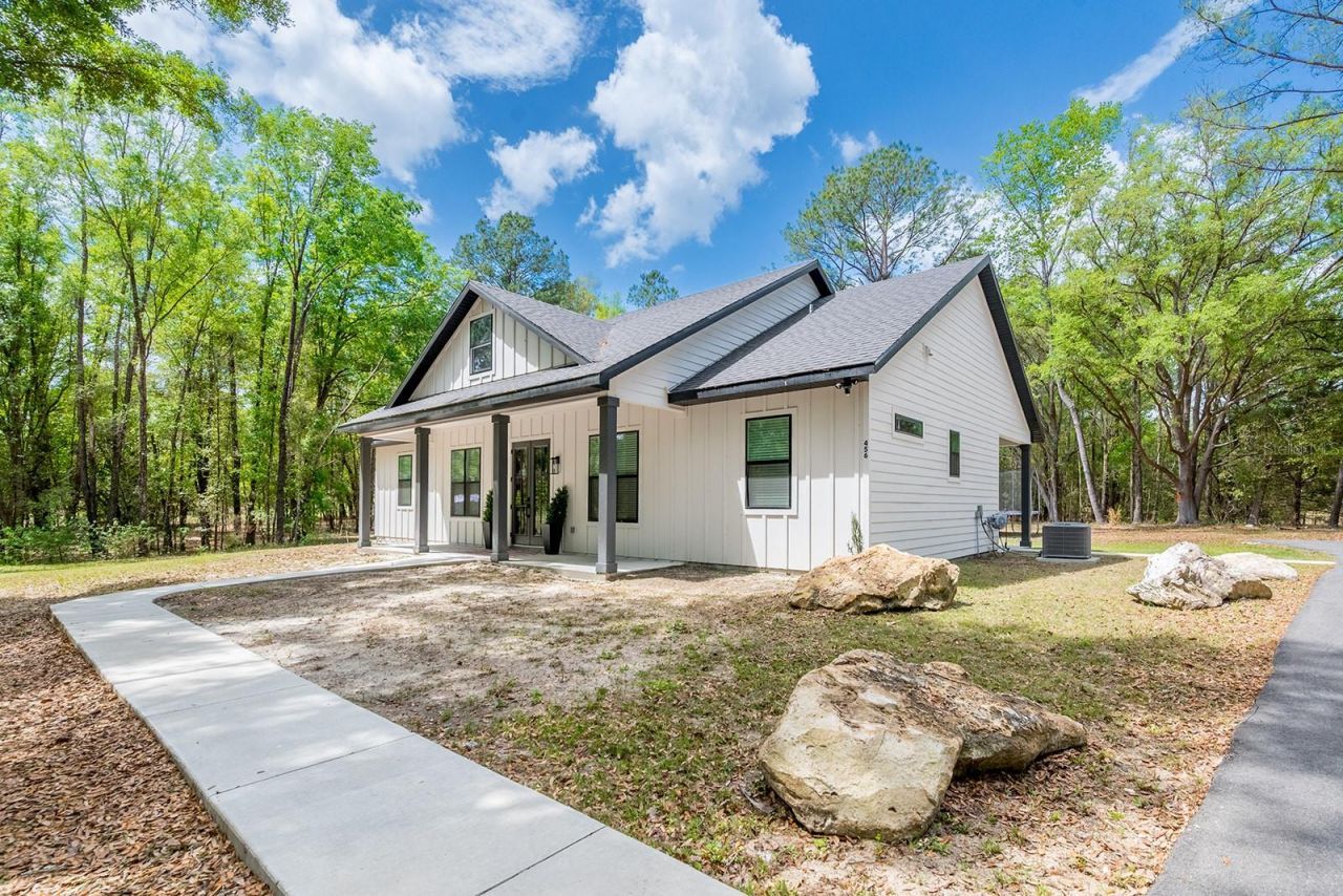 456 SW Bradenton Way, Fort White, FL 32038 Photo