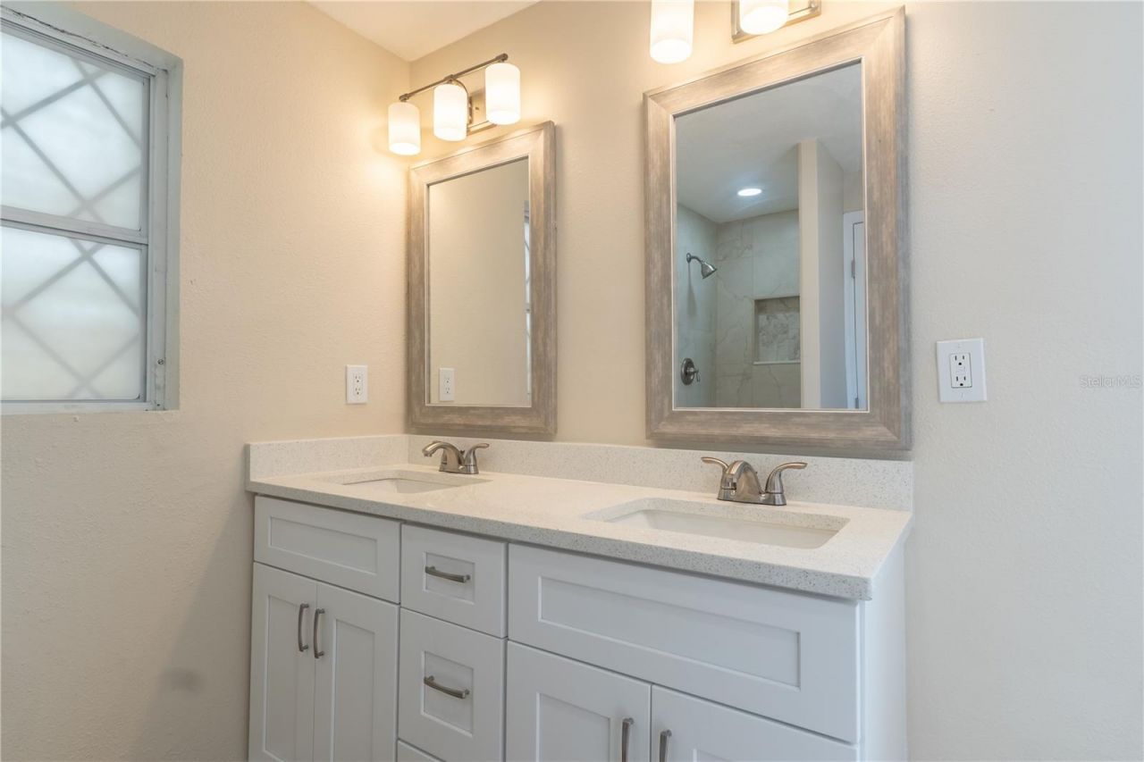 4763 21st Avenue N, Saint Petersburg, FL 33713 Photo
