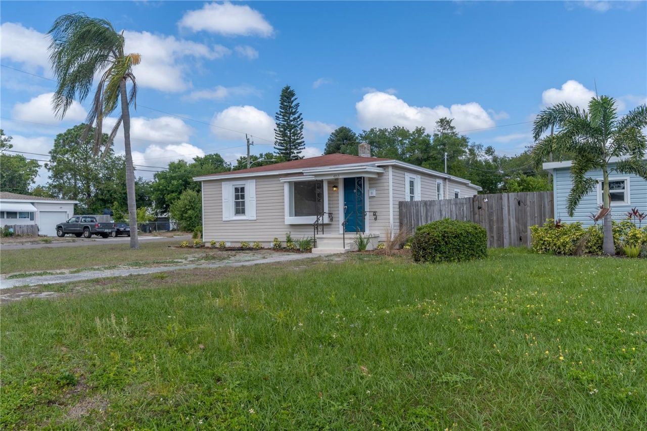 4763 21st Avenue N, Saint Petersburg, FL 33713 Photo
