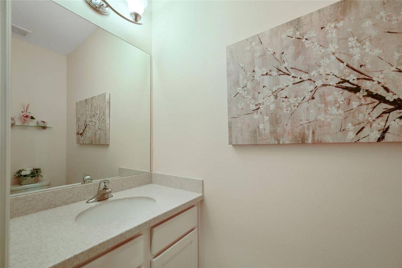 2937 Esmeralda Drive, Sarasota, FL 34243 Photo