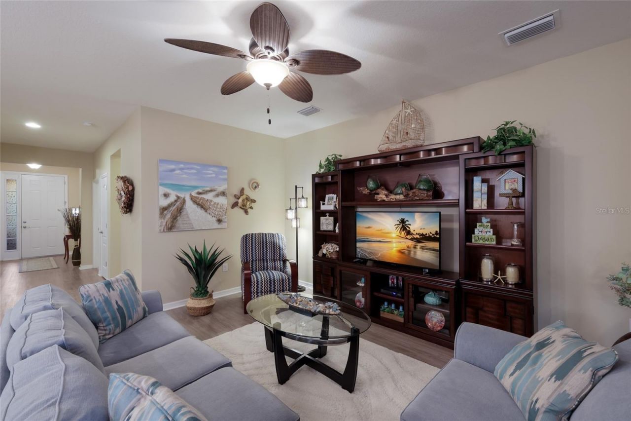 2937 Esmeralda Drive, Sarasota, FL 34243 Photo