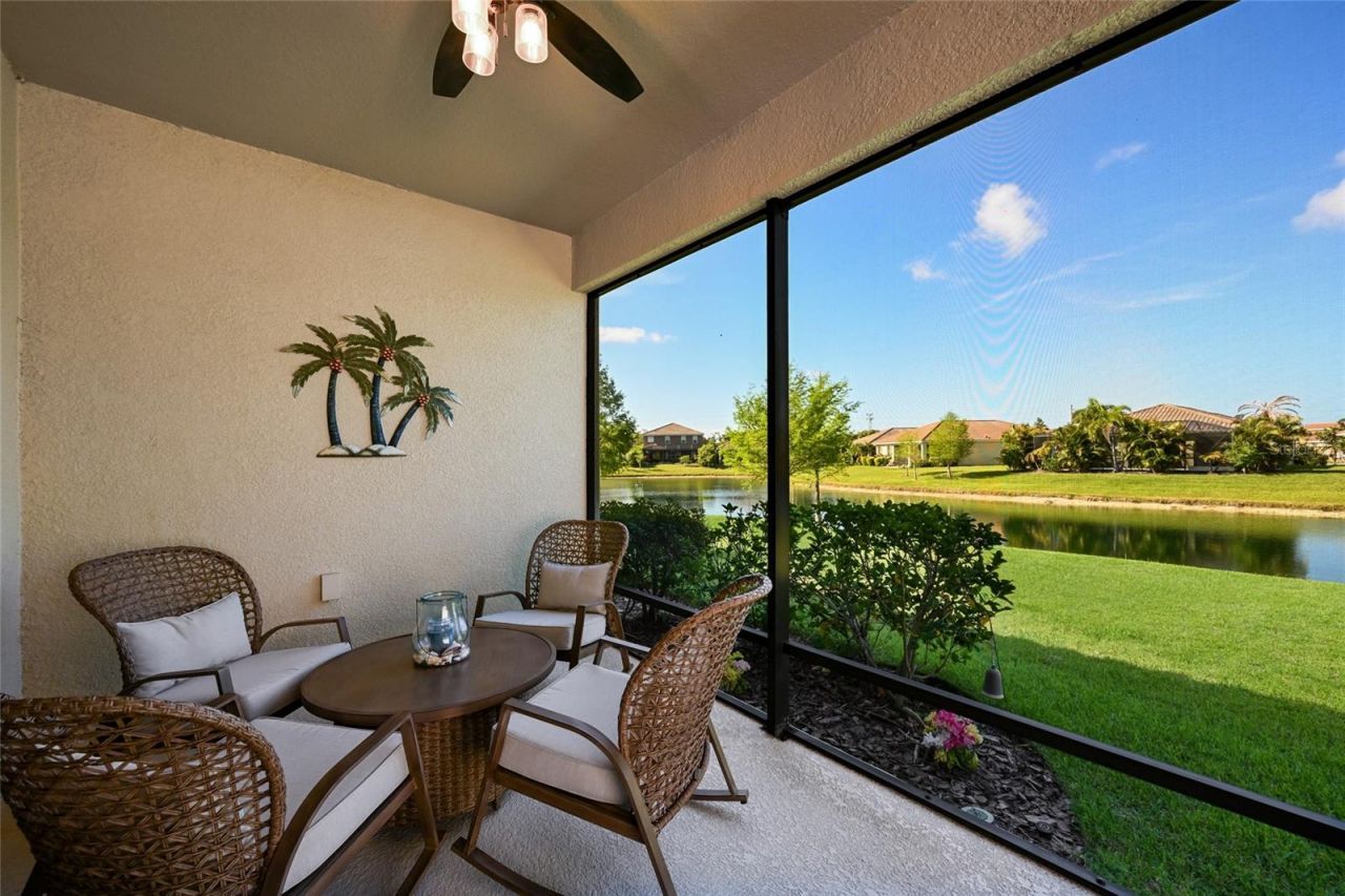 2937 Esmeralda Drive, Sarasota, FL 34243 Photo