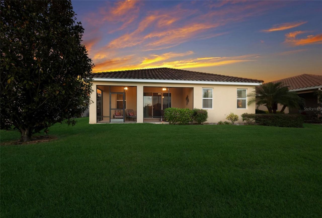 2937 Esmeralda Drive, Sarasota, FL 34243 Photo