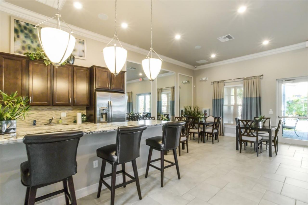 2937 Esmeralda Drive, Sarasota, FL 34243 Photo