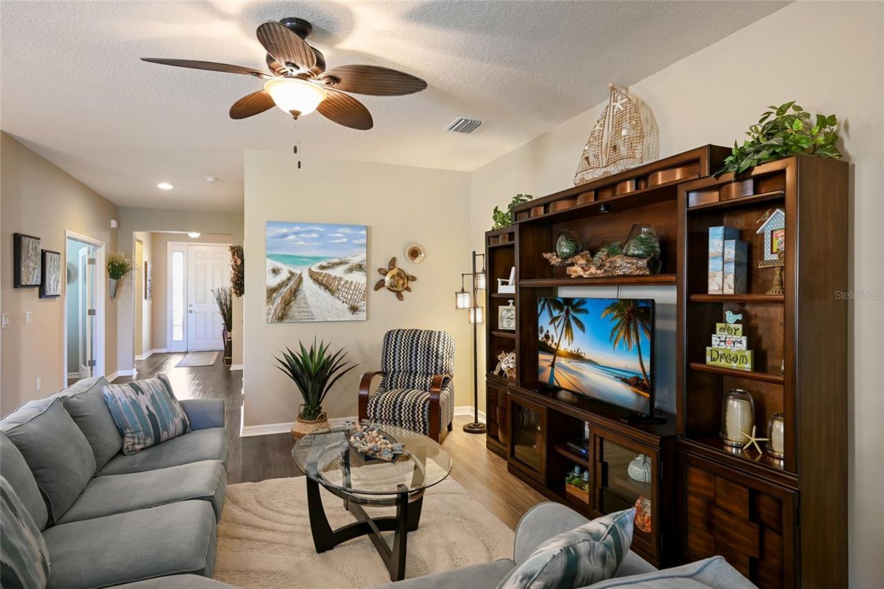 2937 Esmeralda Drive, Sarasota, FL 34243 Photo