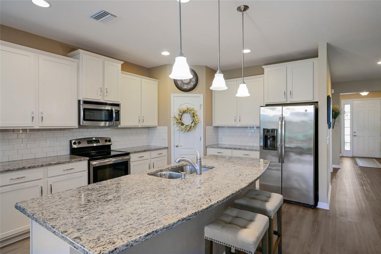 2937 Esmeralda Drive, Sarasota, FL 34243 Photo