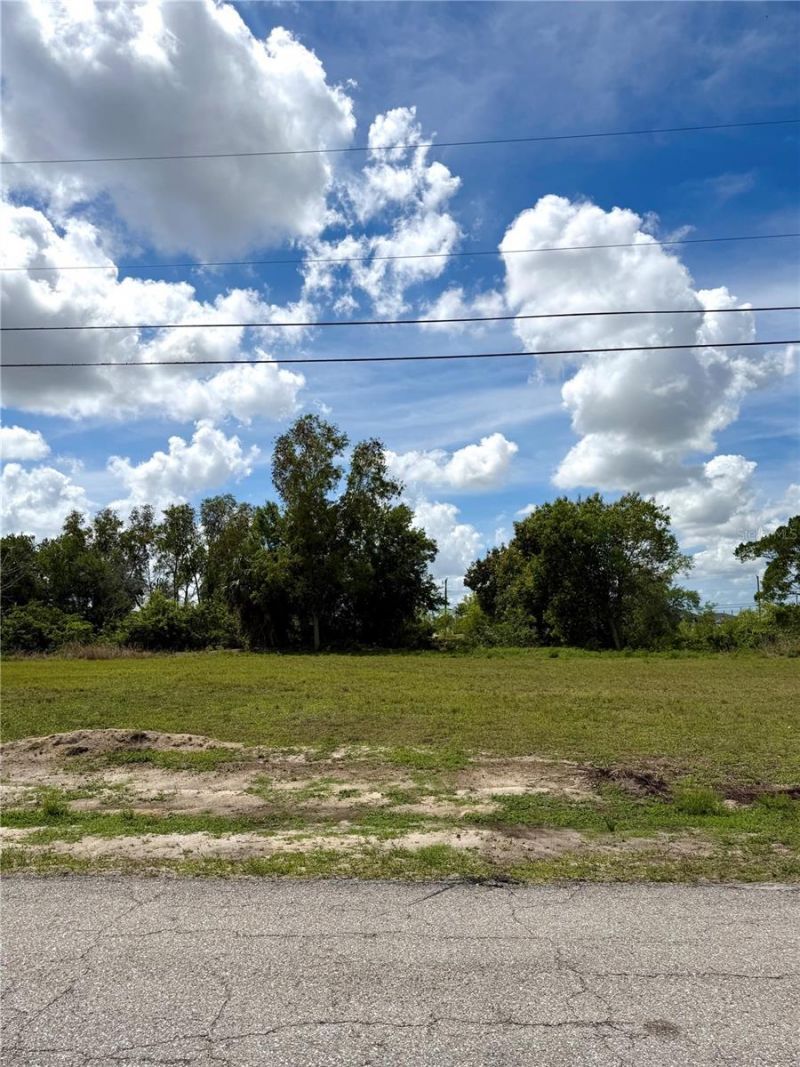 2142 NE 26th Street , Cape Coral, FL 33909 Photo