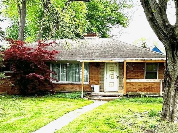 1009 Nela Parkway, Toledo, OH 43615
