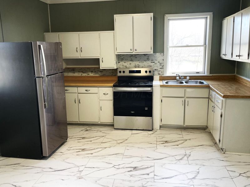 650 1/2 Chestnut Street , Marysville, OH 43040 Photo 4