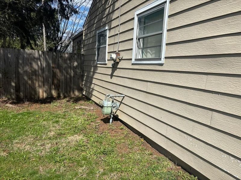 4562 Grimsby Road , Columbus, OH 43227 Photo 5