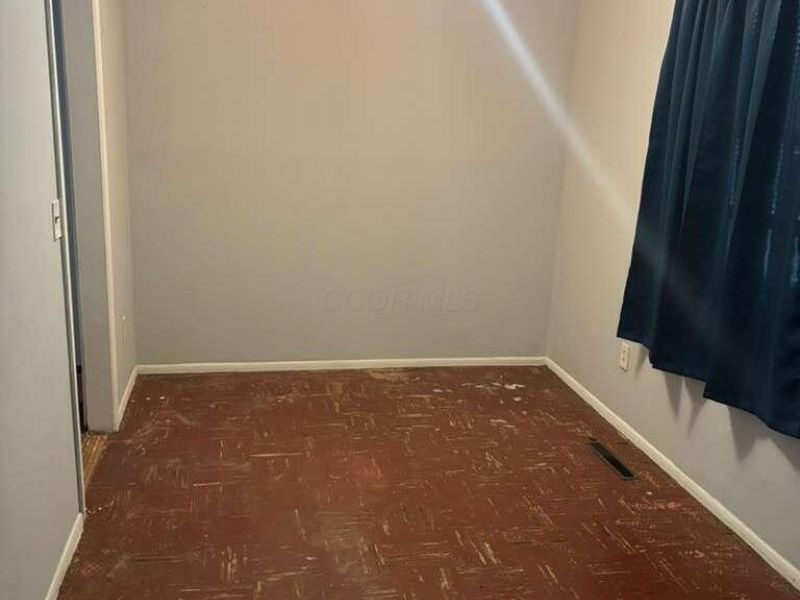 4562 Grimsby Road, Columbus, OH 43227 Photo 6