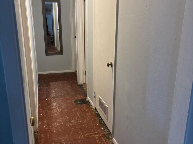 4562 Grimsby Road , Columbus, OH 43227 Photo 9