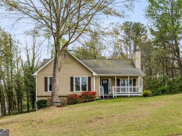 18 W Ridge Drive SE, Cartersville, GA 30121