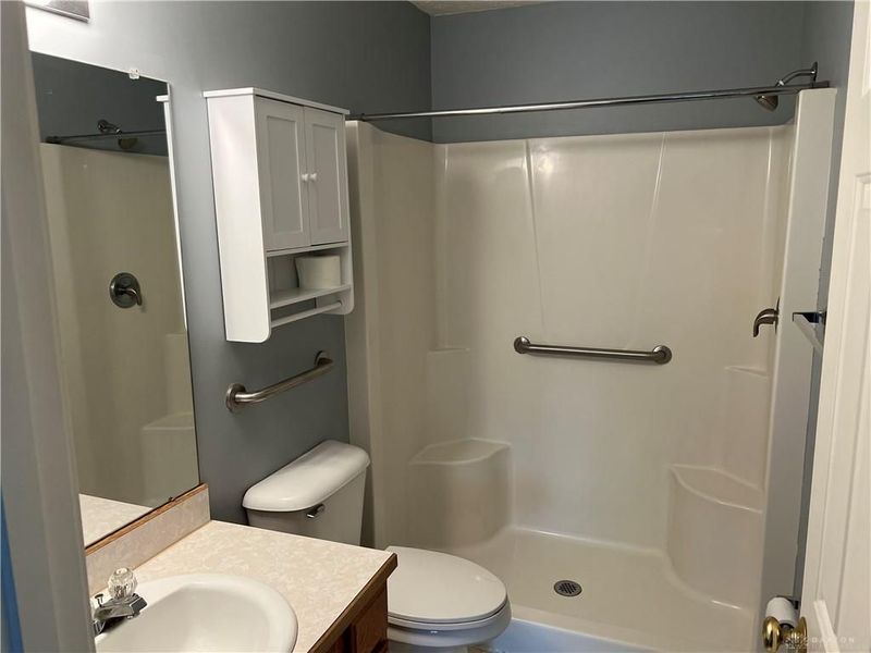 102 Burgundy Drive, Englewood, OH 45322 Photo 10