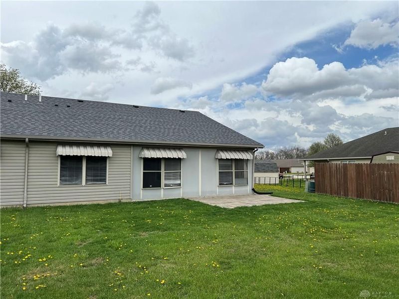 102 Burgundy Drive, Englewood, OH 45322 Photo 23